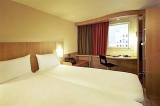 Hotel Ibis Centre - La Cite 3*