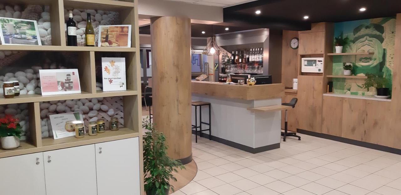Ibis Centre - La Cite Hotel 3*